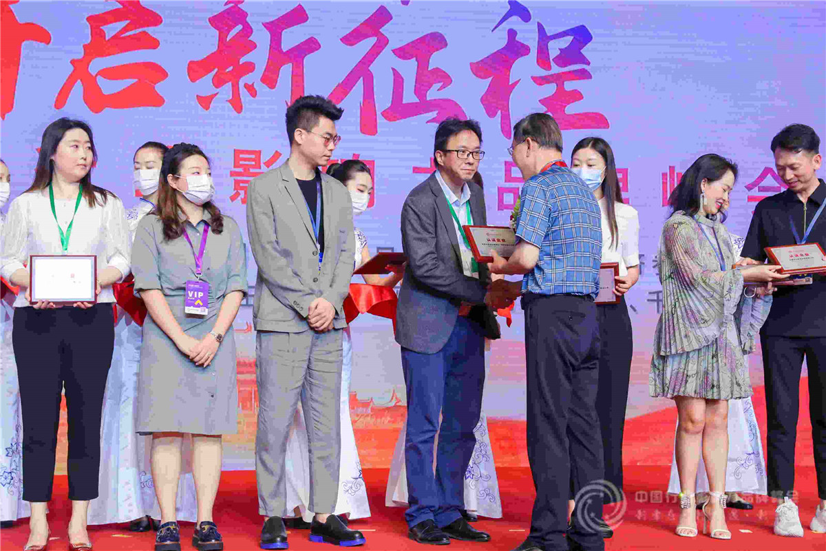 壓縮空氣組合式干燥機，壓縮空氣干燥機，冷凍式干燥機，吸干機，精密過濾器，吸附式干燥機