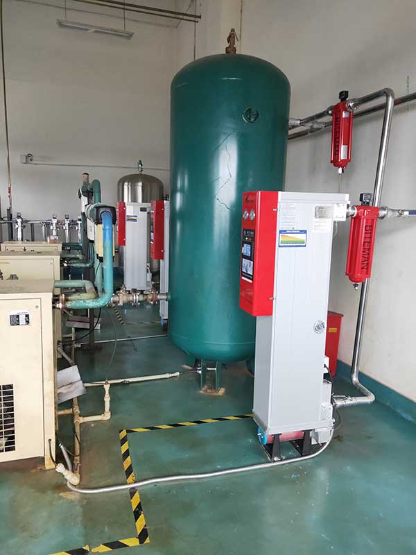 壓縮空氣組合式干燥機(jī)，壓縮空氣干燥機(jī)，冷凍式干燥機(jī)，吸干機(jī)，精密過濾器，吸附式干燥機(jī)